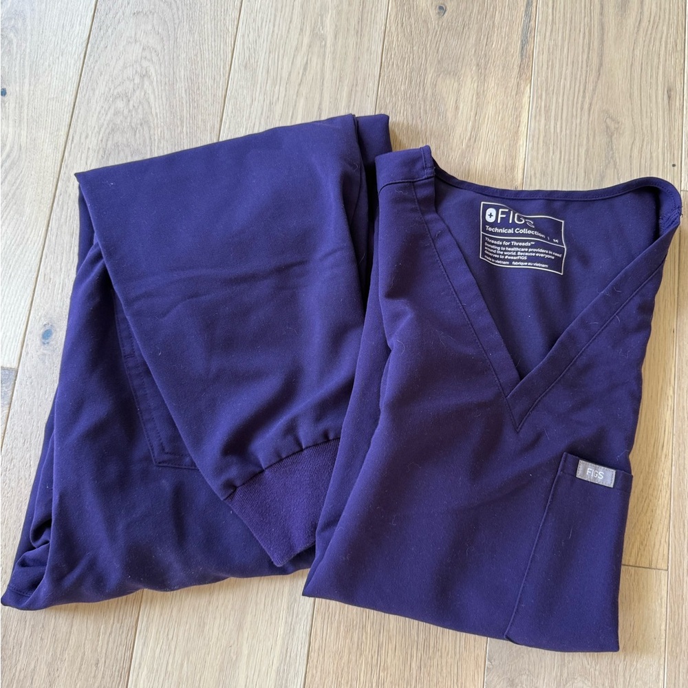 Figs Purple Jam Scrub top and bottom